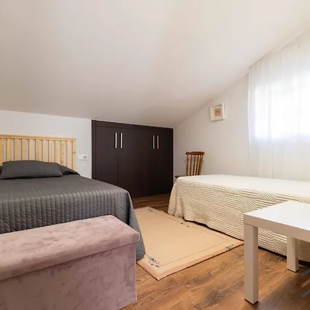 Casa Eira De Arriba * كانجاس دي مورازو